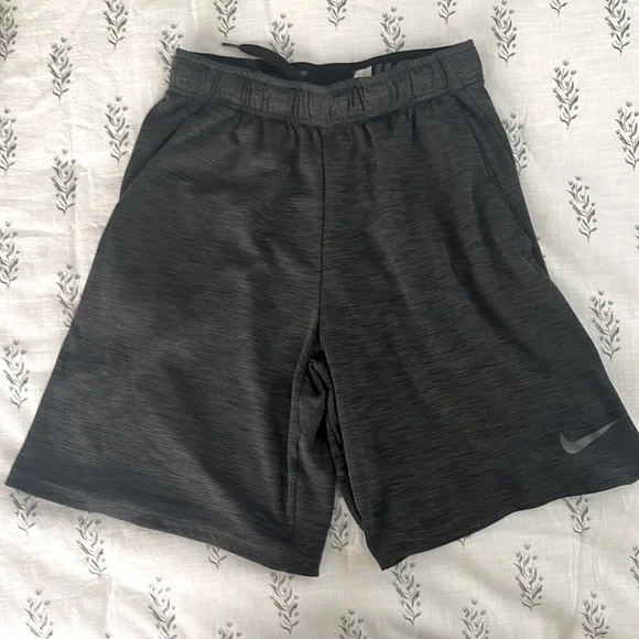 Nike Dri Fit Men’s Training Shorts - Picture 1 of 2